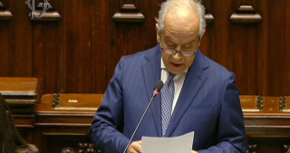 Piantedosi su Askatasuna: "Chi sfila con i delinquenti offre prospettive di impunità"